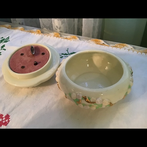 Set of Vintage Fine Porcelain Musicals - Picture 2 of 9